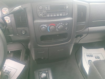 2004 Dodge Ram Pickup SLT