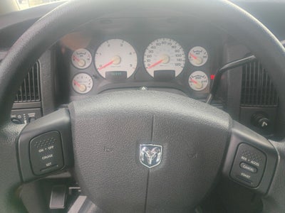 2004 Dodge Ram Pickup SLT