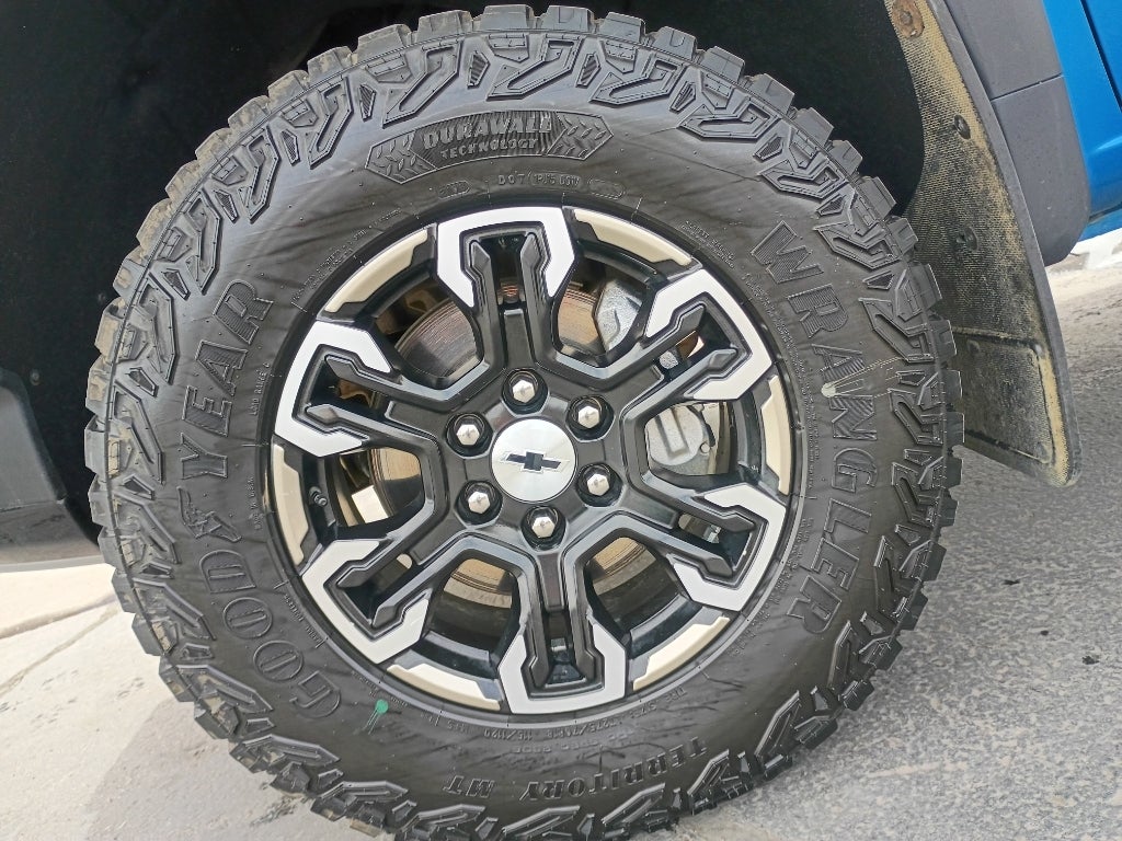 2023 Chevrolet Silverado ZR2