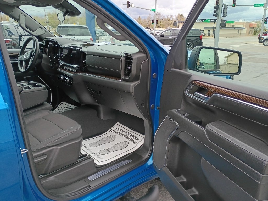 2024 GMC Sierra Elevation