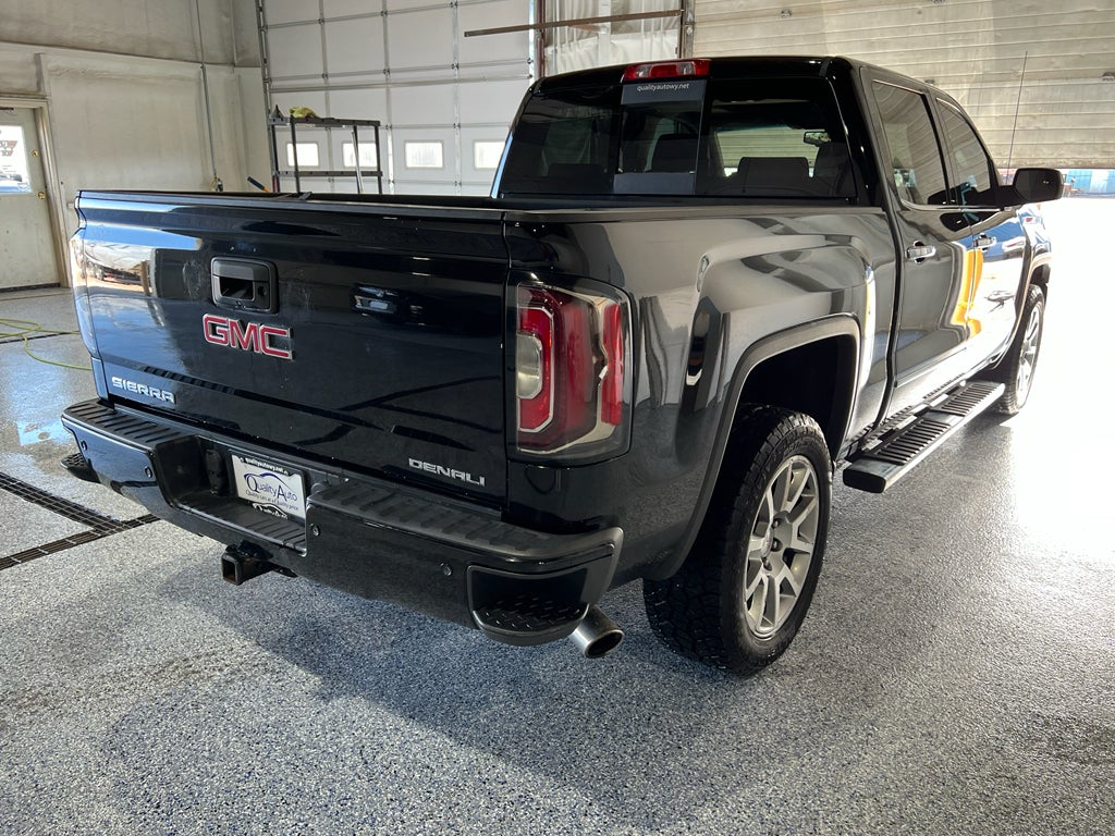 2017 GMC Sierra Denali