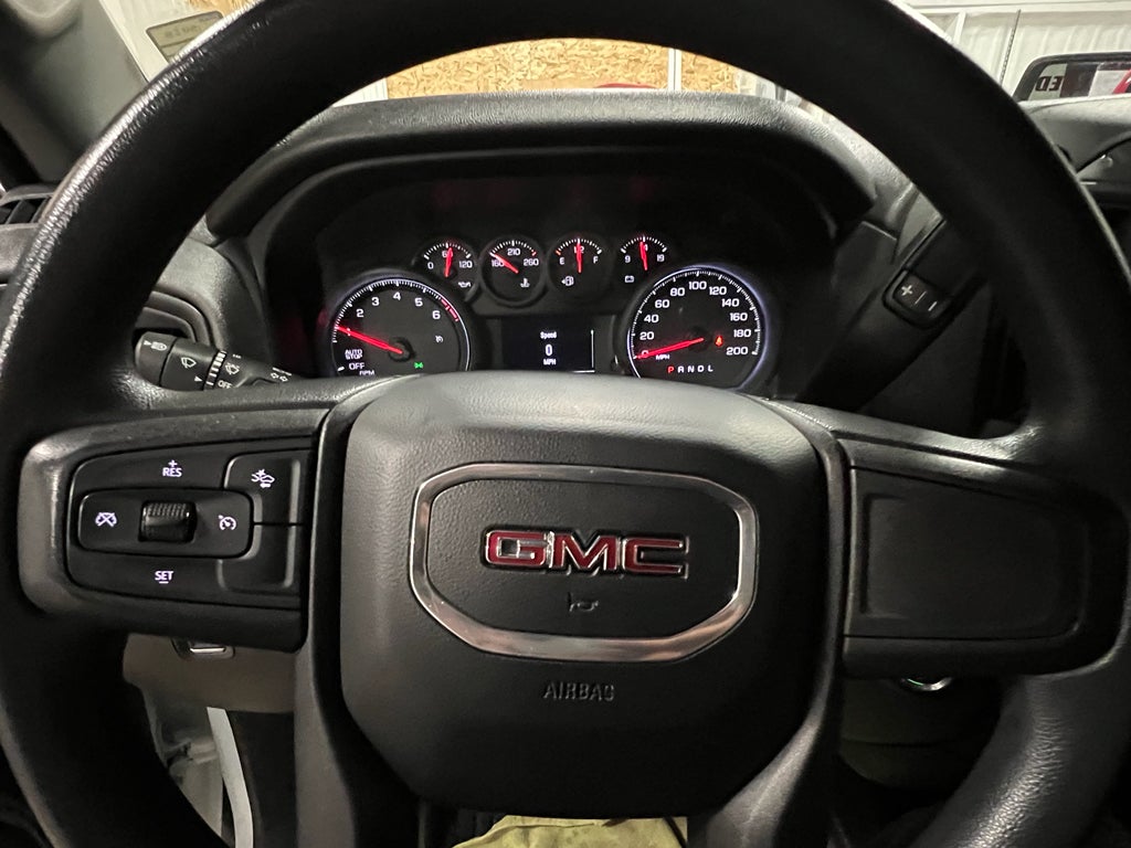 2022 GMC Sierra Pro