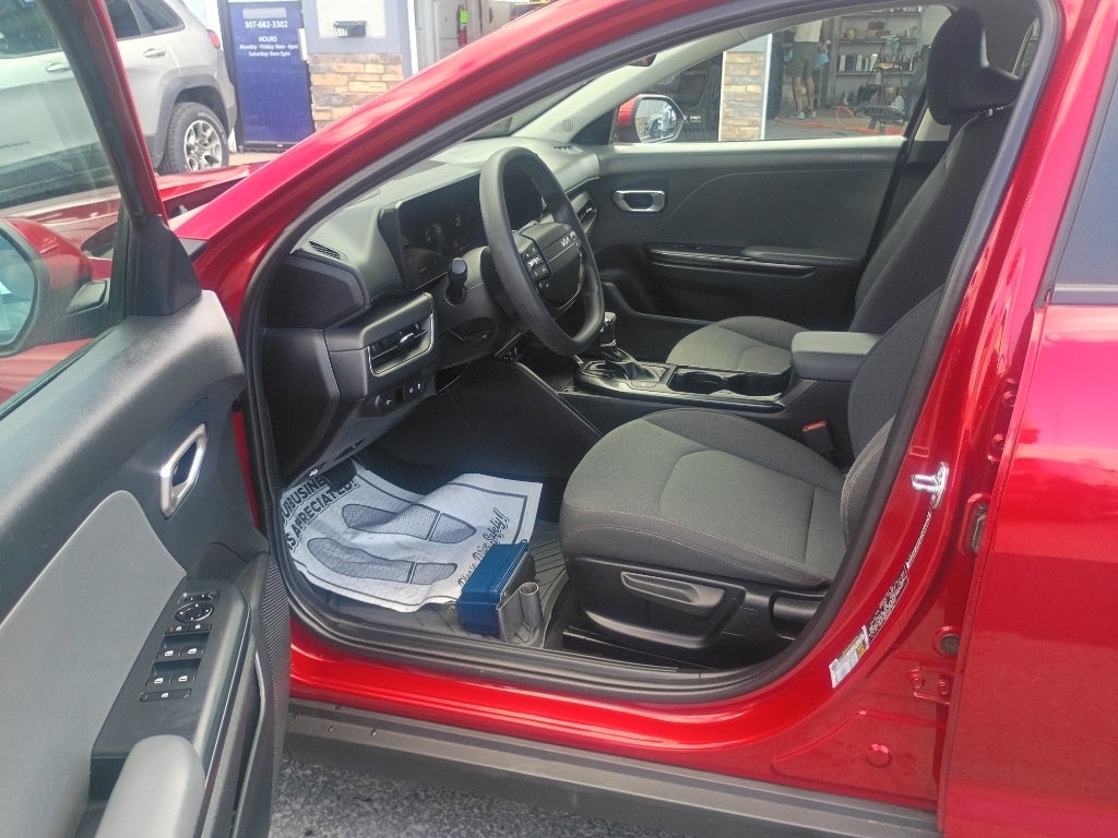 2025 Kia K4 LXS