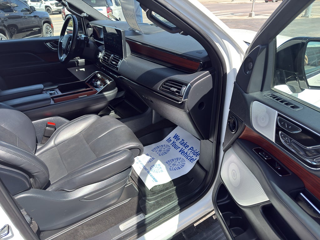 2024 Lincoln Navigator L Reserve