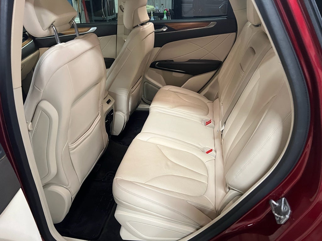 2015 Lincoln MKC Base