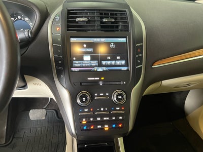 2015 Lincoln MKC Base