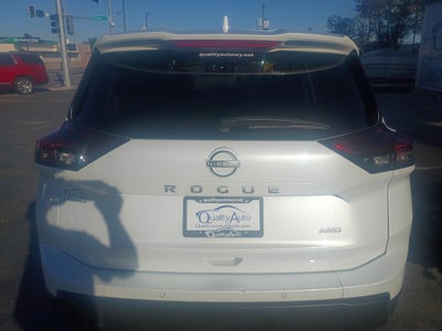 2025 Nissan Rogue SV