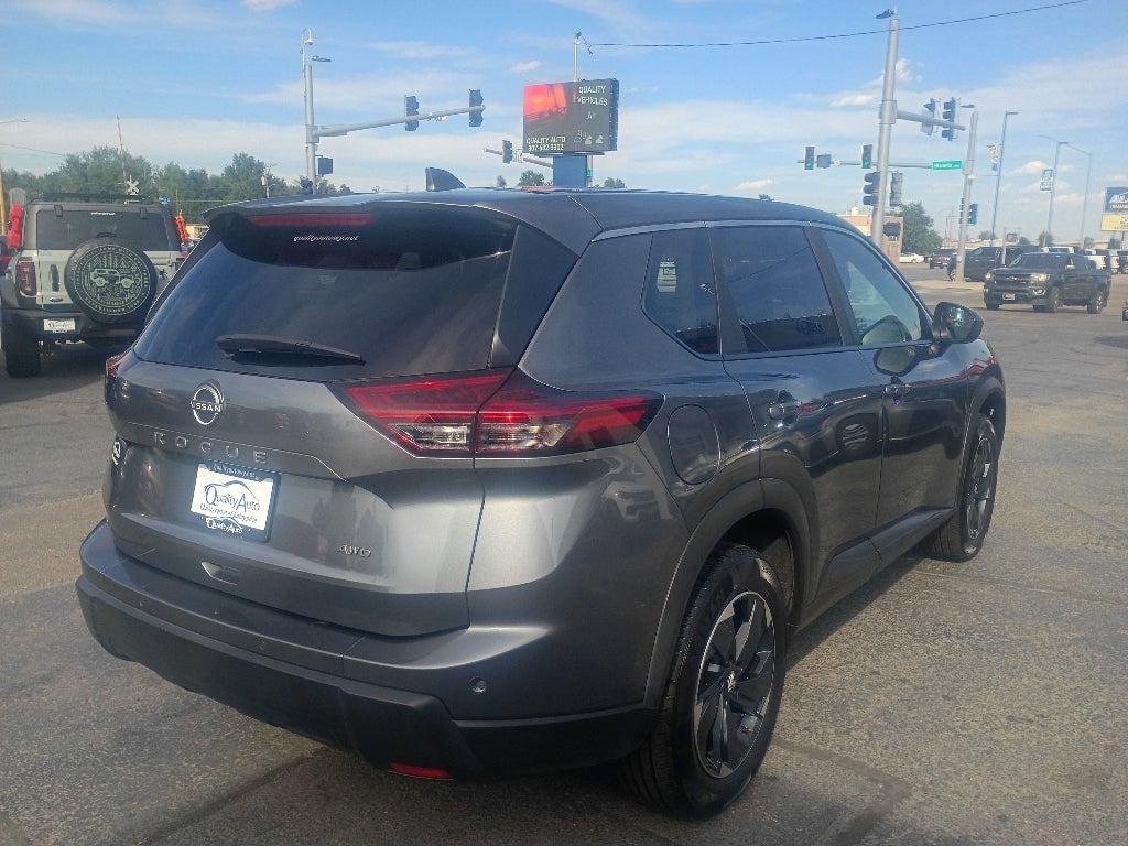 2025 Nissan Rogue SV
