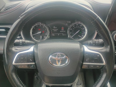 2022 Toyota Highlander XSE