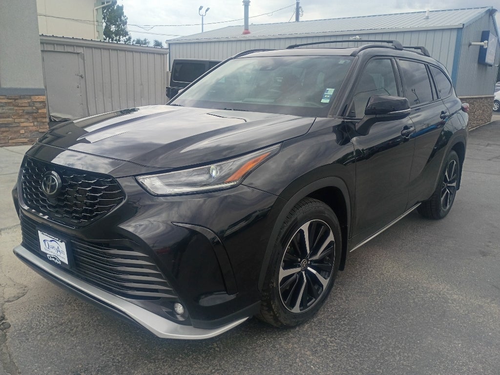 2022 Toyota Highlander XSE