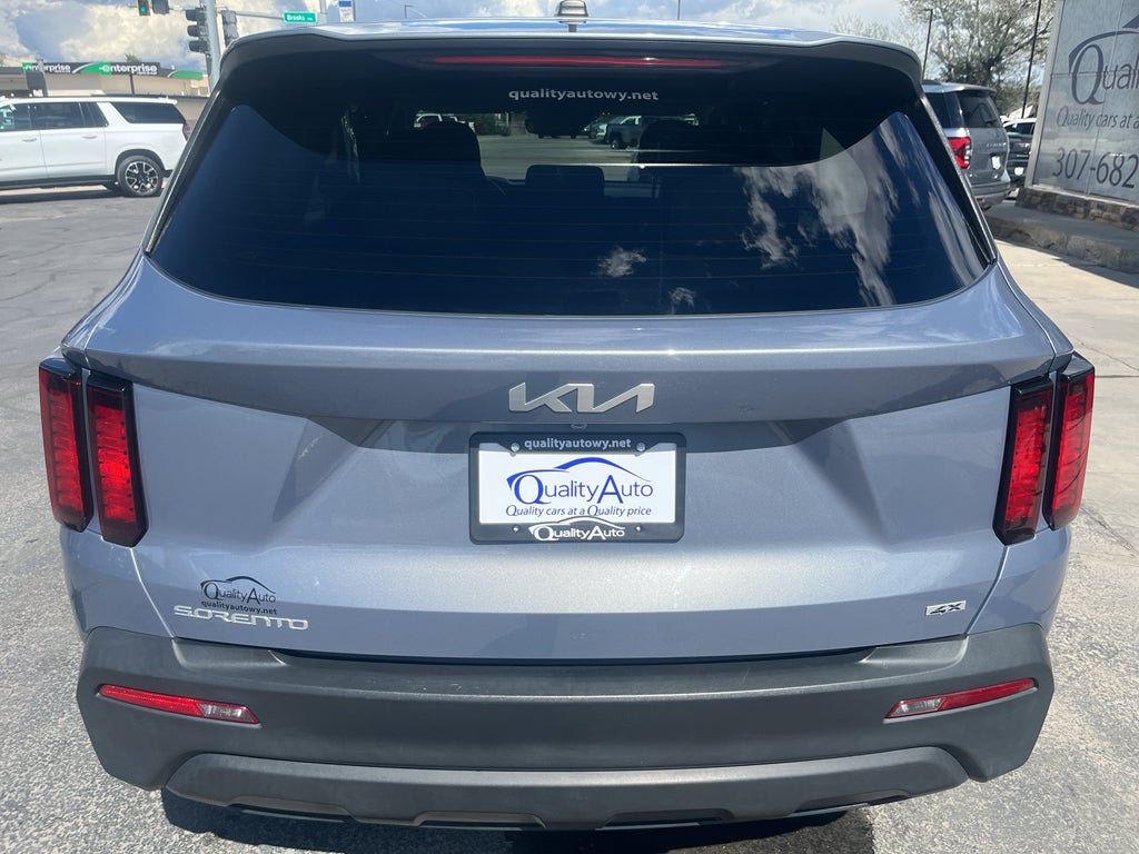 2023 Kia Sorento LX