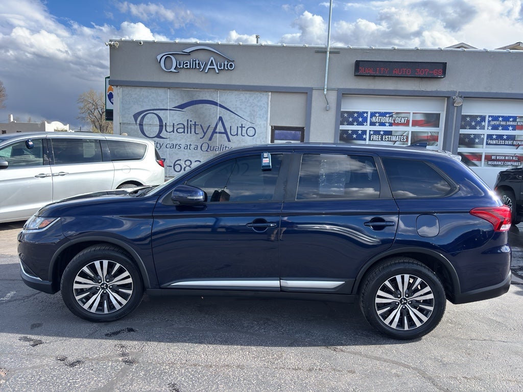 2019 Mitsubishi Outlander SE