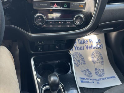 2019 Mitsubishi Outlander SE