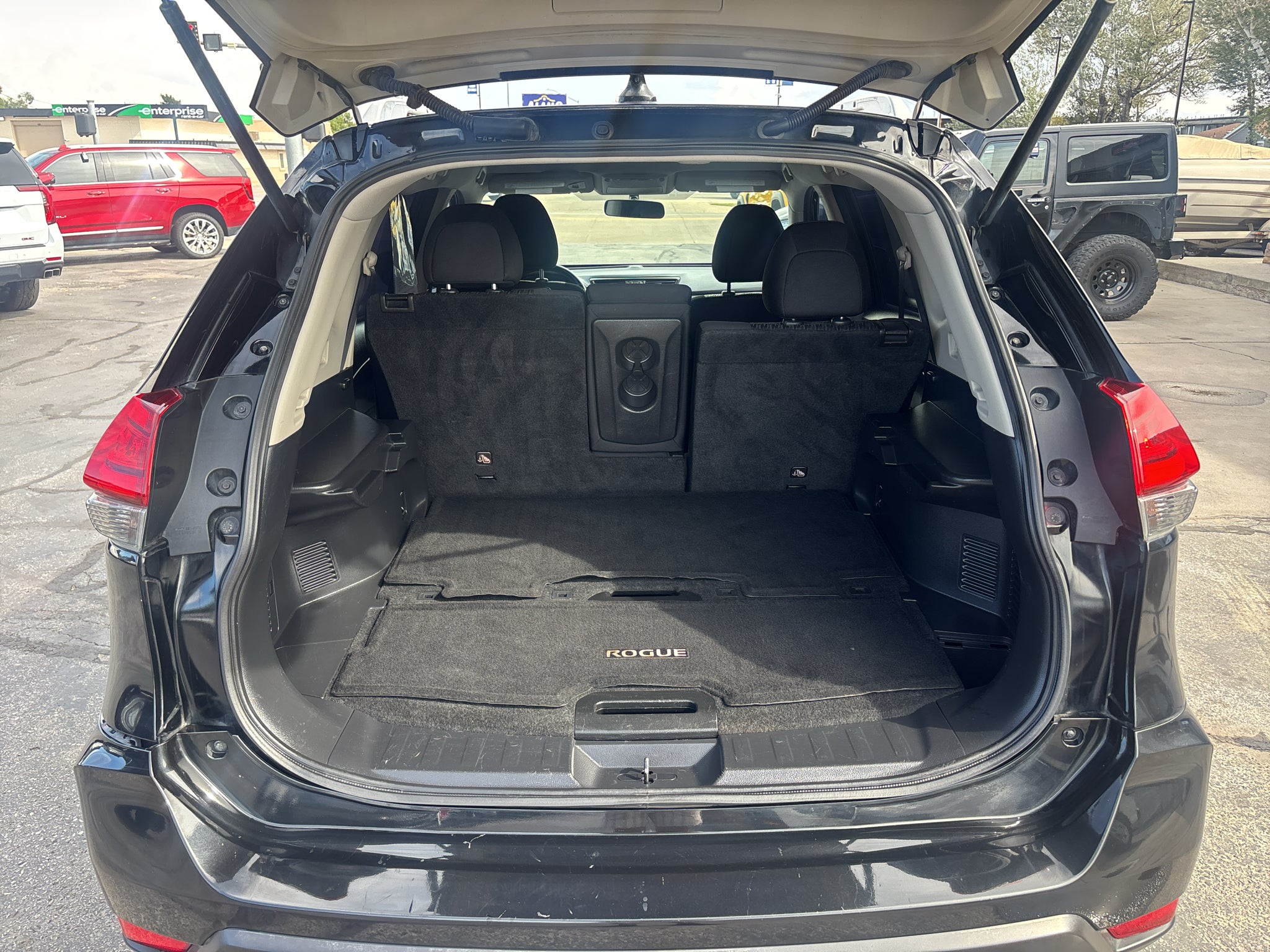 2017 Nissan Rogue SV