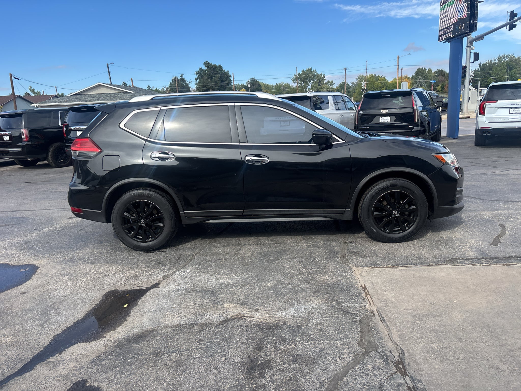 2017 Nissan Rogue SV