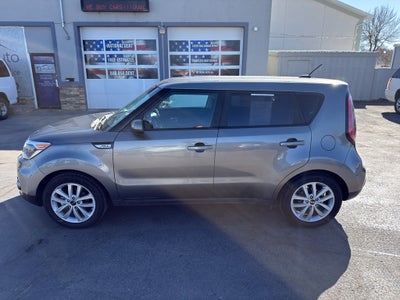 2017 Kia Soul +