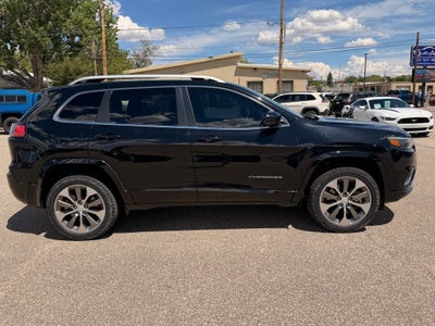 2019 Jeep Cherokee Overland