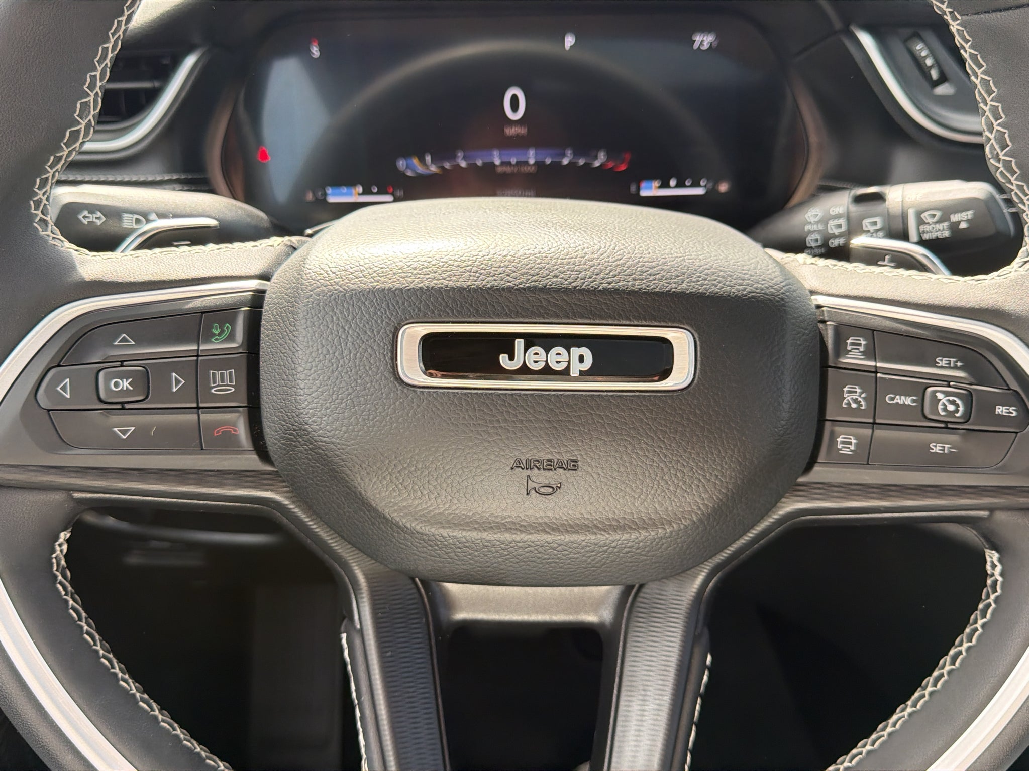 2023 Jeep Grand Cherokee ALTITUDE