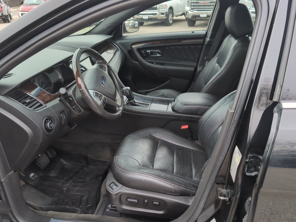 2016 Ford Taurus Limited