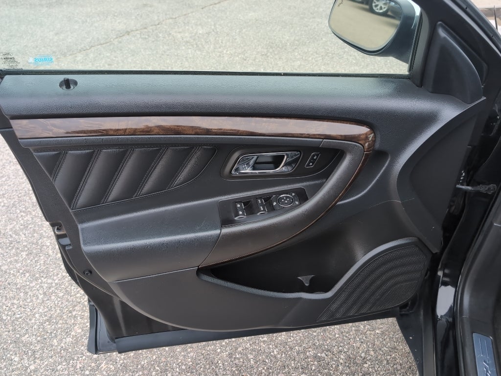 2016 Ford Taurus Limited