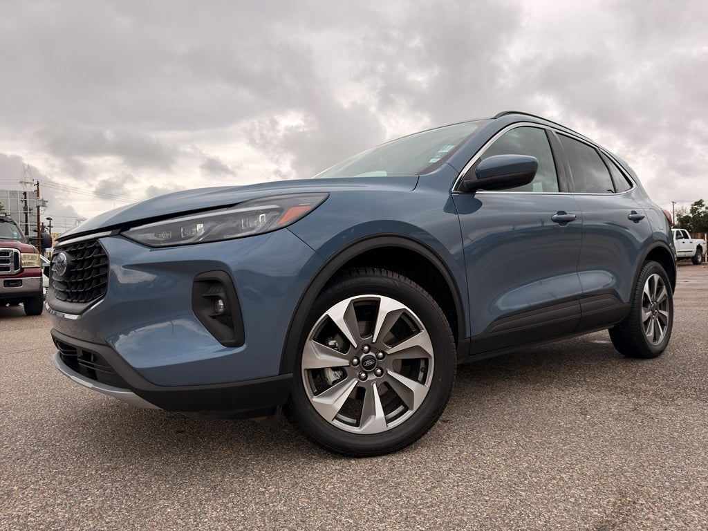 2025 Ford Escape Platinum