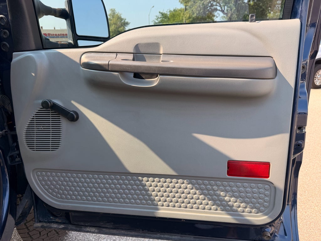 2004 Ford F-350 Lariat