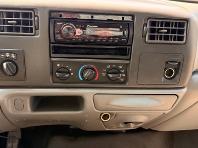 2004 Ford F-350 Lariat