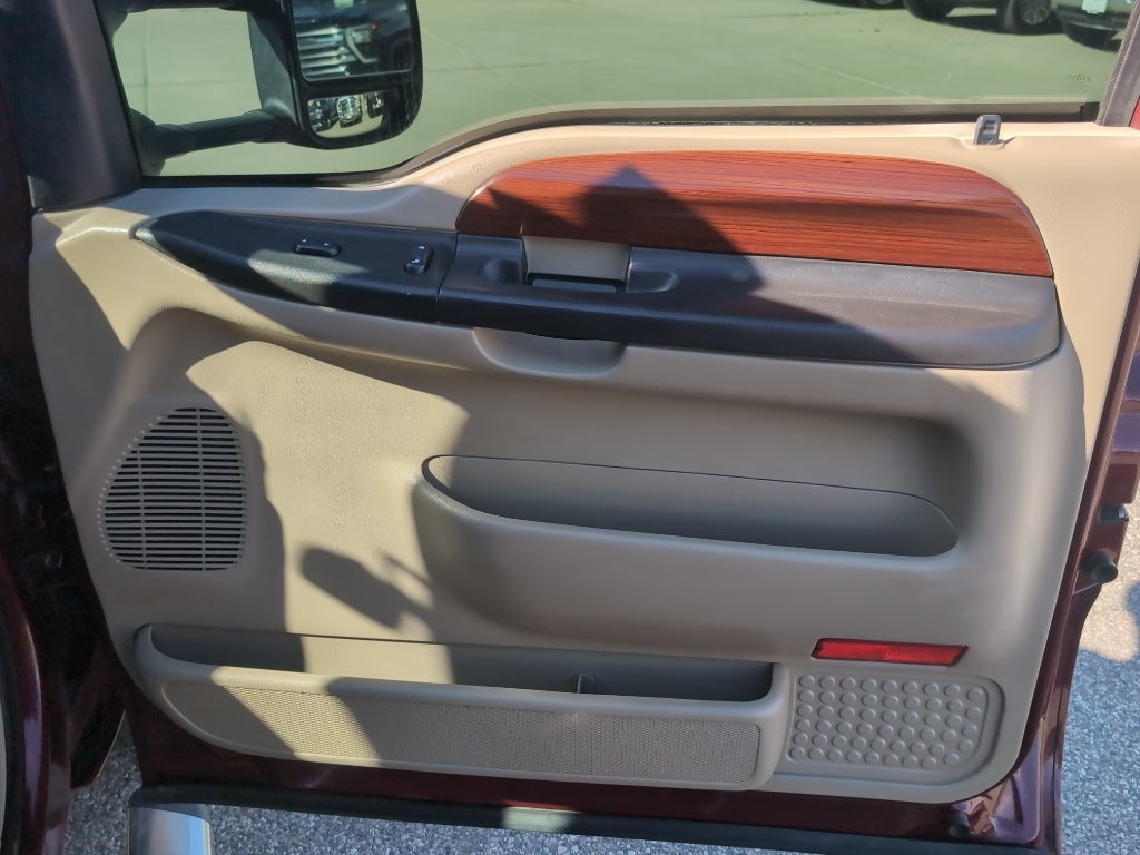 2005 Ford F-350 Lariat