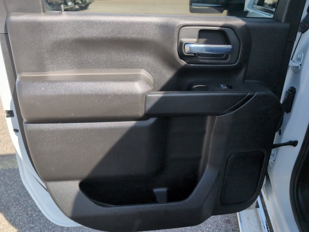2023 Chevrolet Silverado LT