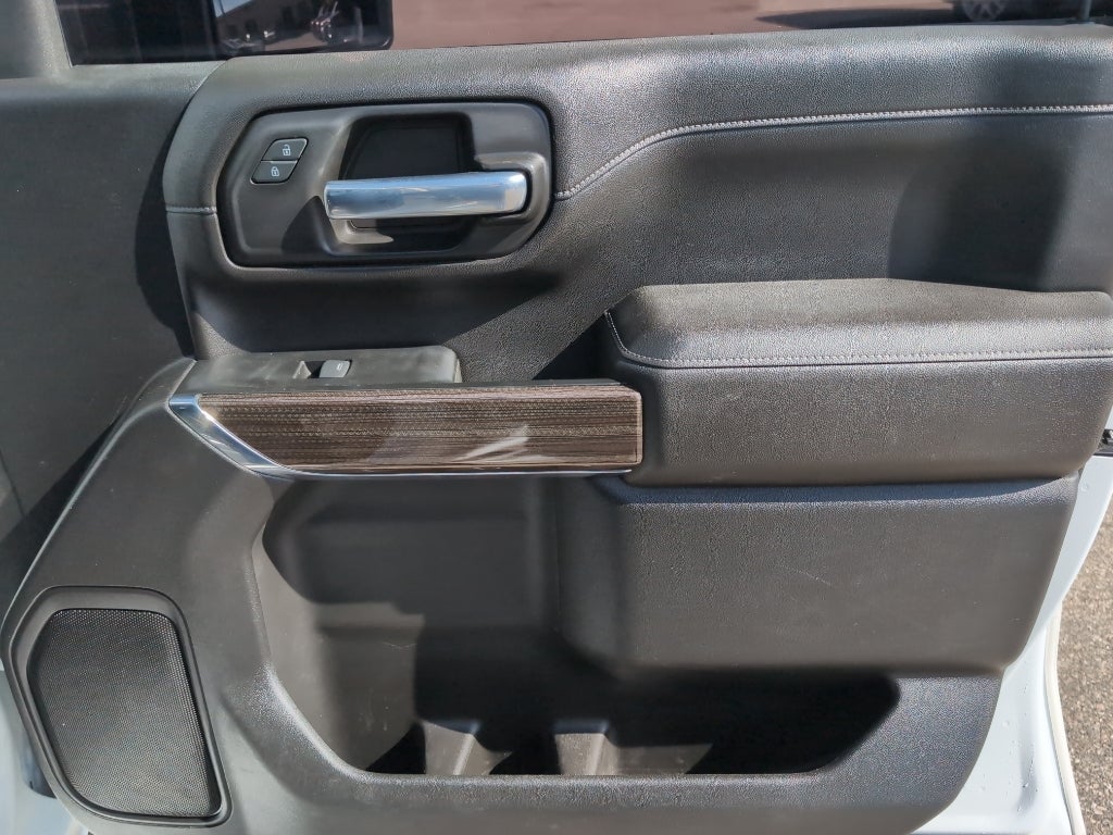 2023 Chevrolet Silverado LT
