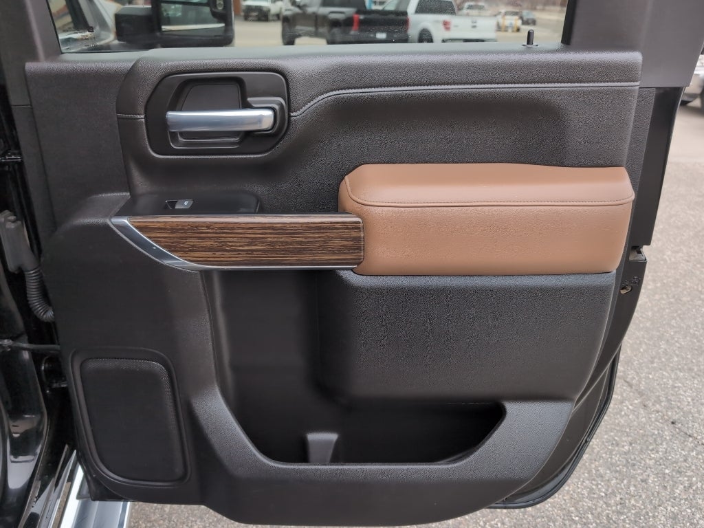 2023 Chevrolet Silverado High Country