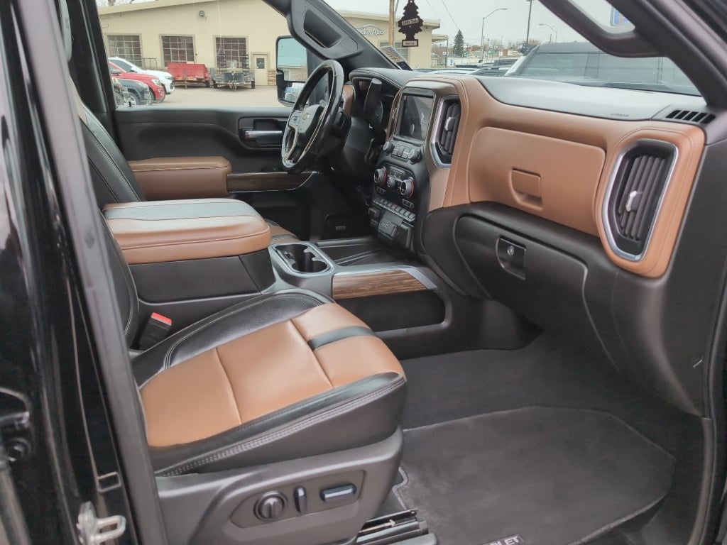 2023 Chevrolet Silverado High Country