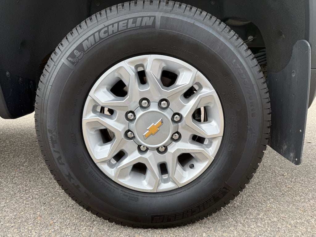 2024 Chevrolet Silverado LTZ