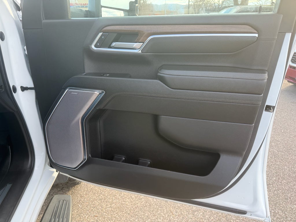 2024 Chevrolet Silverado High Country