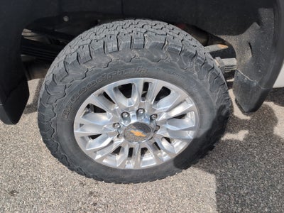 2022 Chevrolet Silverado High Country