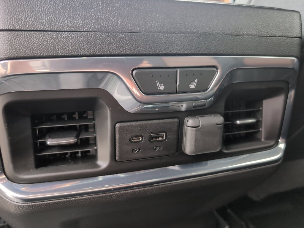 2023 Chevrolet Silverado High Country