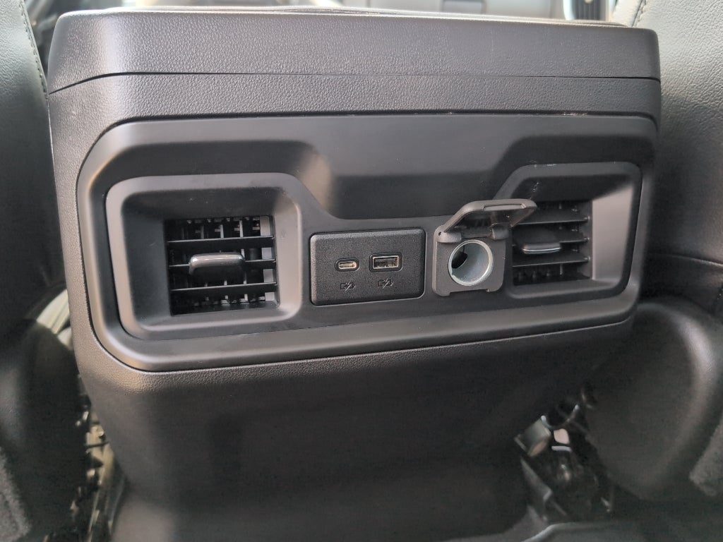 2022 Chevrolet Silverado RST