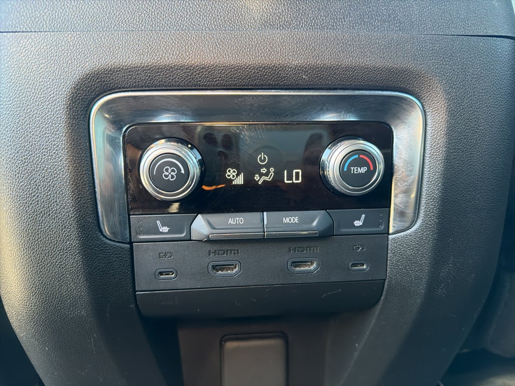 2025 GMC Yukon XL Elevation
