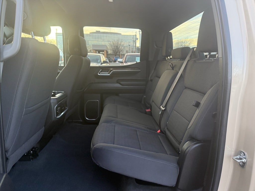 2023 GMC Sierra Elevation