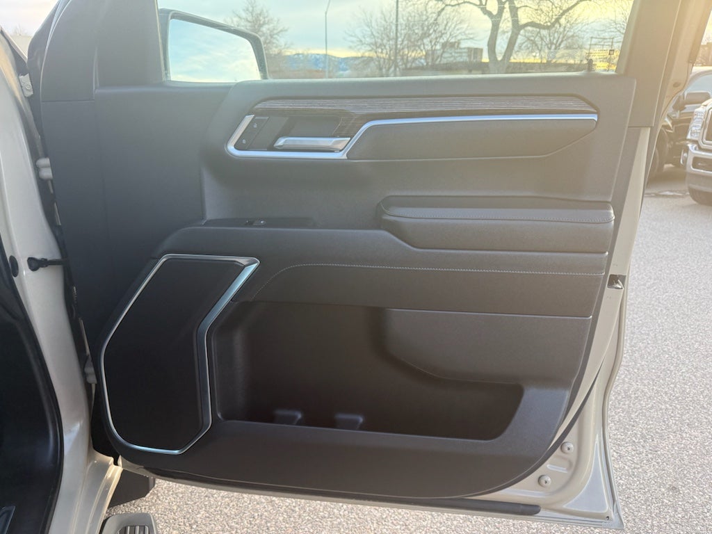 2023 GMC Sierra Elevation