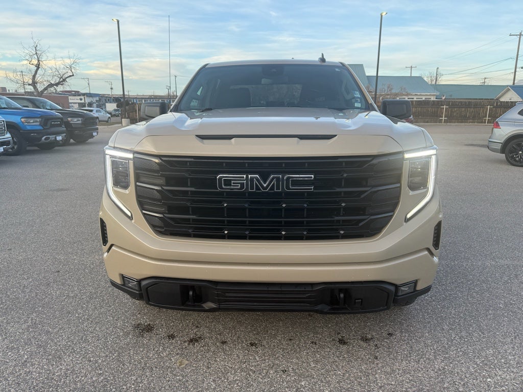 2023 GMC Sierra Elevation