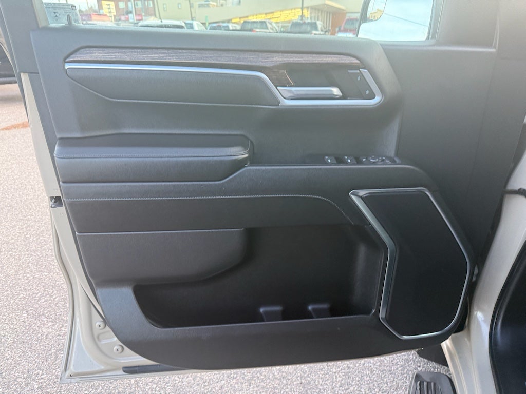 2023 GMC Sierra Elevation