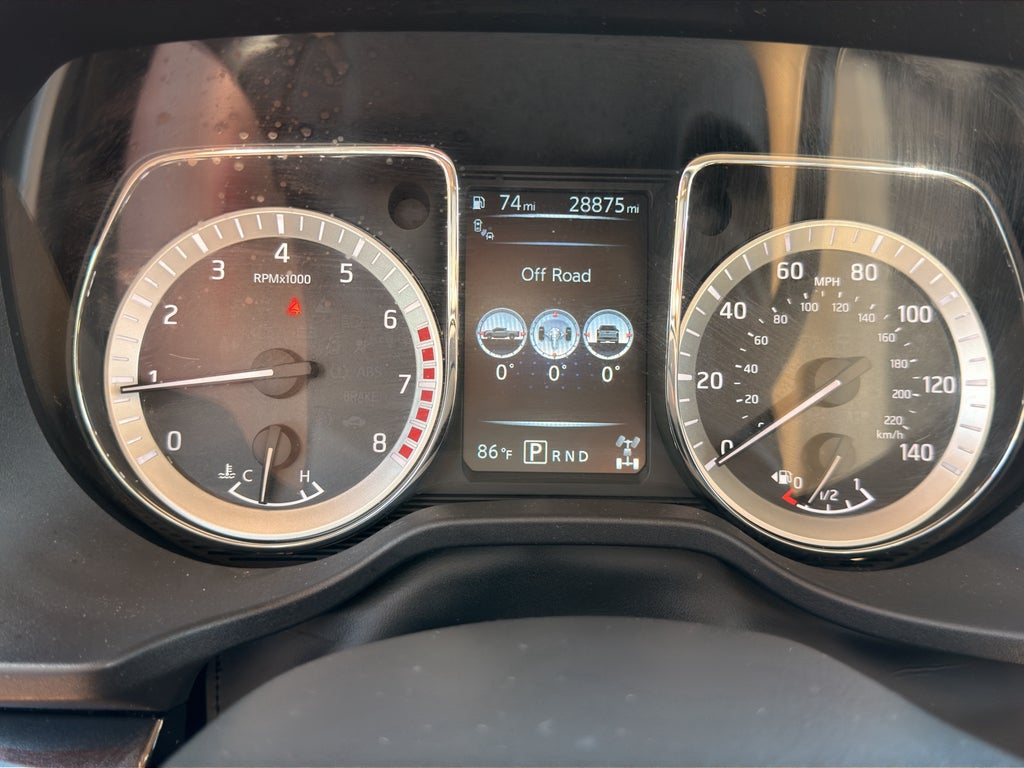 2017 Nissan Titan SV