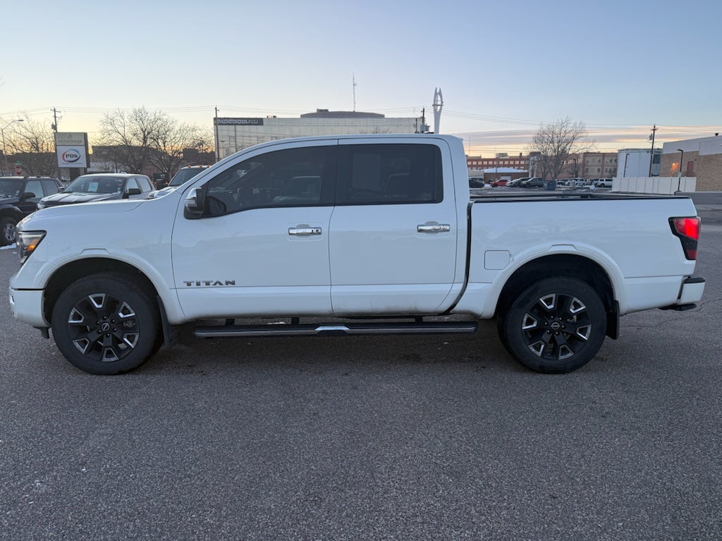 2023 Nissan Titan Platinum Reserve
