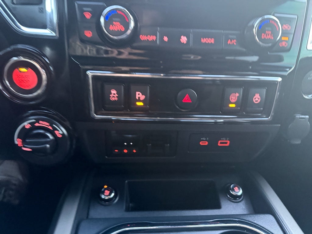 2023 Nissan Titan Platinum Reserve