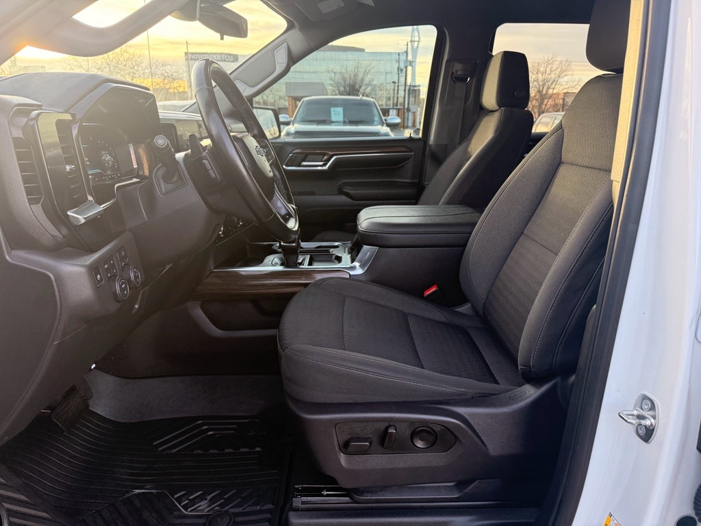 2024 Chevrolet Silverado LT Trail Boss