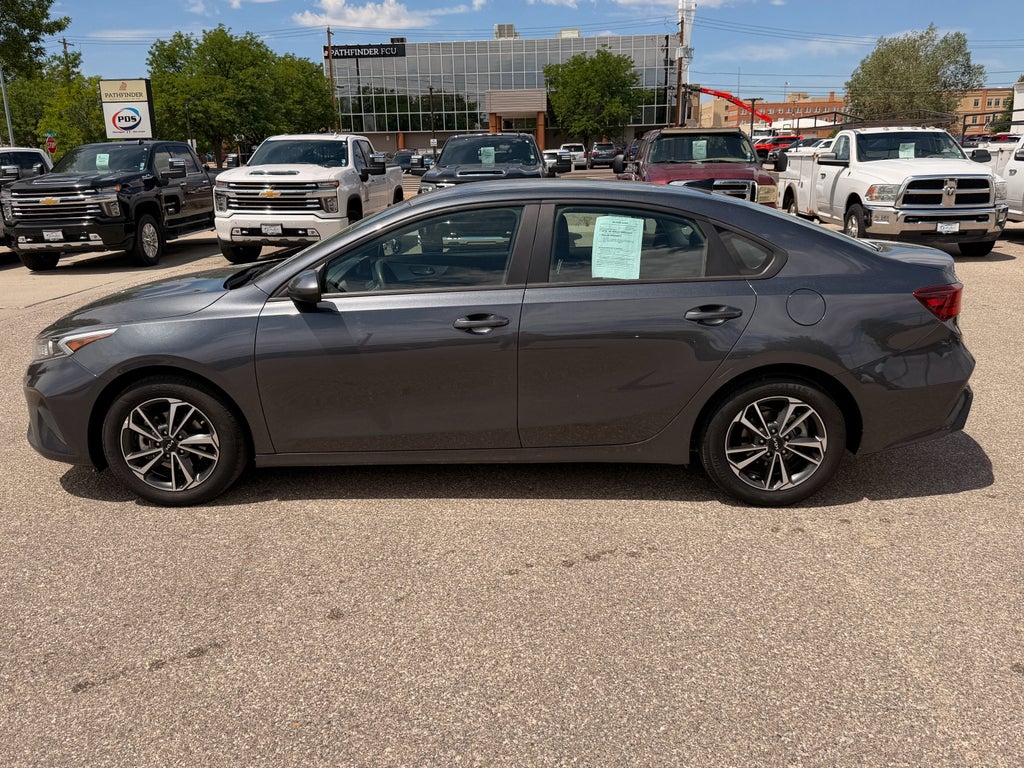 2024 Kia Forte LXS
