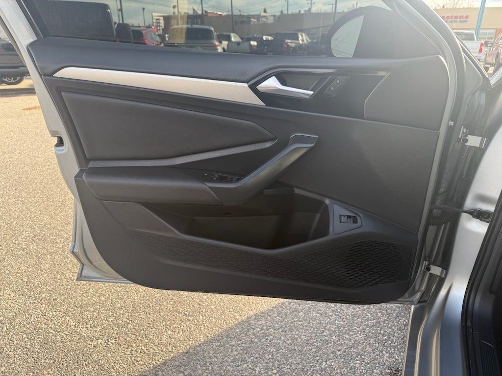 2020 Volkswagen Jetta R-Line