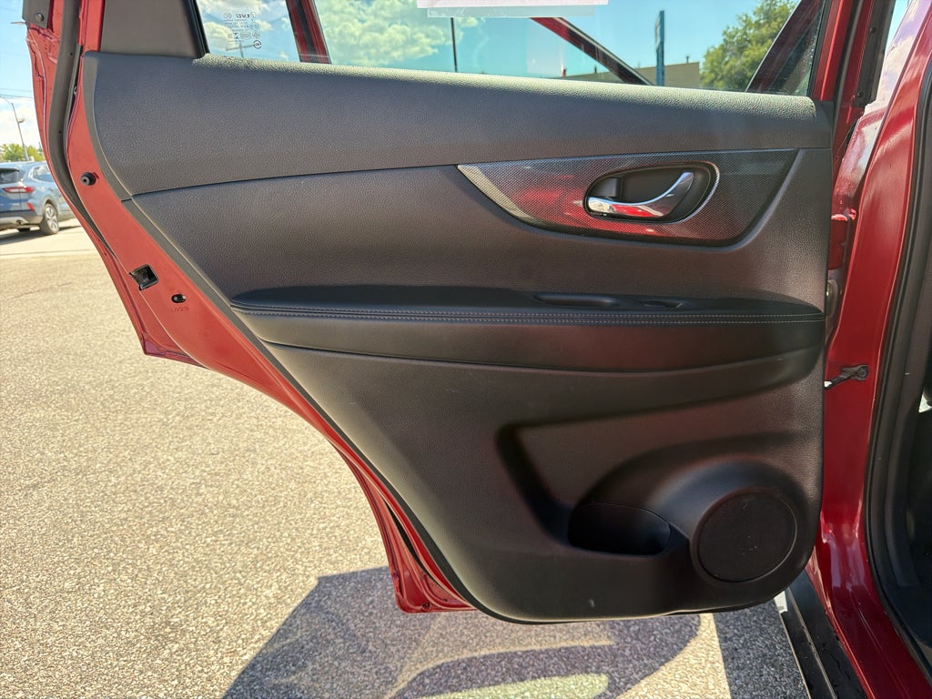 2015 Nissan Rogue SL