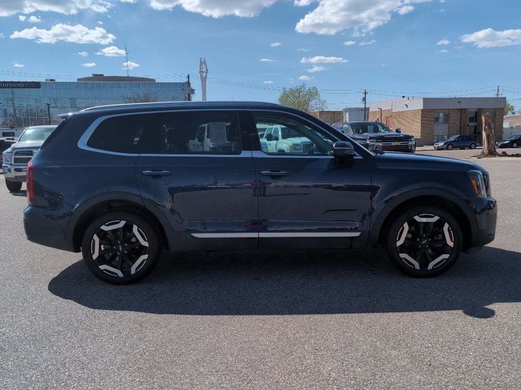 2025 Kia Telluride S